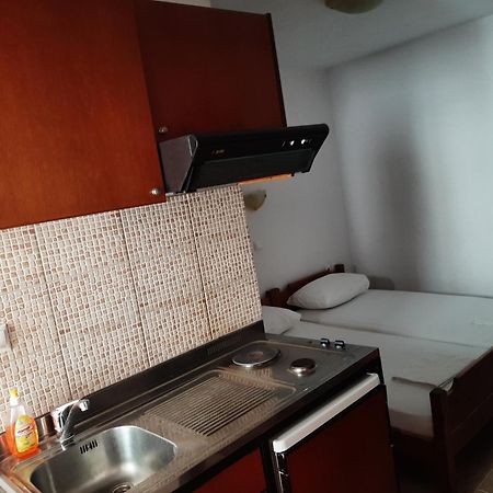 Hotel Kosmas ซาร์ตี ภายนอก รูปภาพ