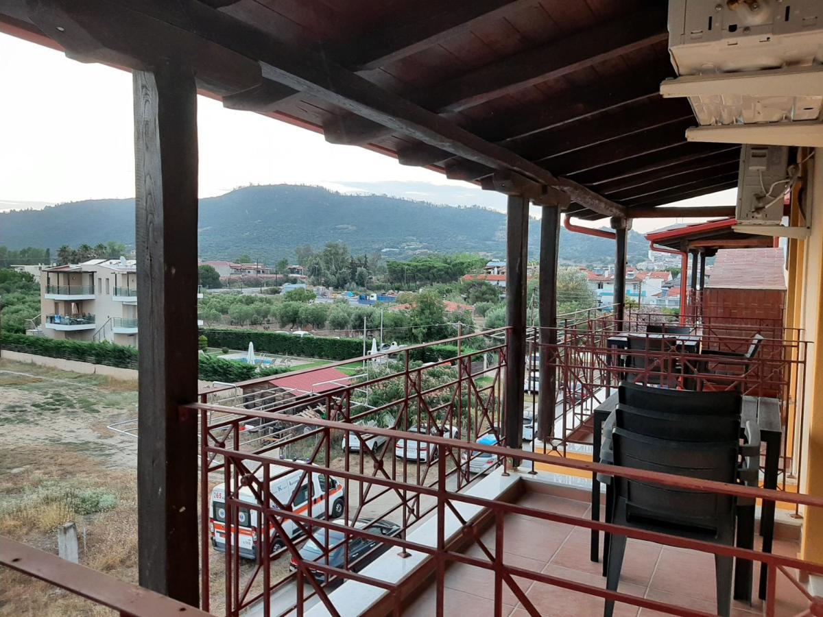 Hotel Kosmas ซาร์ตี ภายนอก รูปภาพ