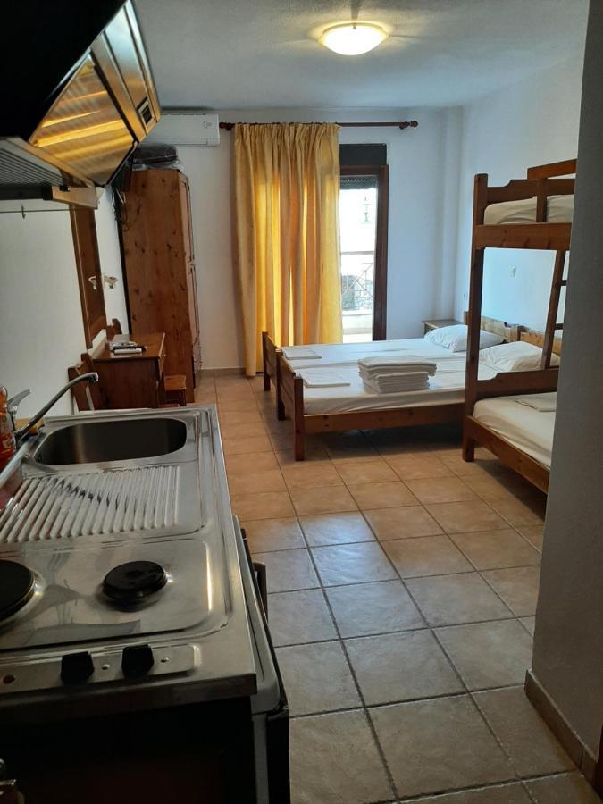 Hotel Kosmas ซาร์ตี ภายนอก รูปภาพ