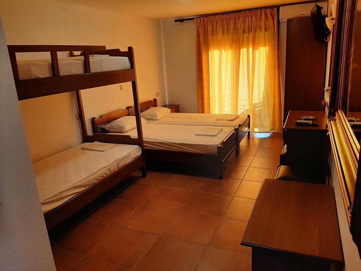 Hotel Kosmas ซาร์ตี ภายนอก รูปภาพ