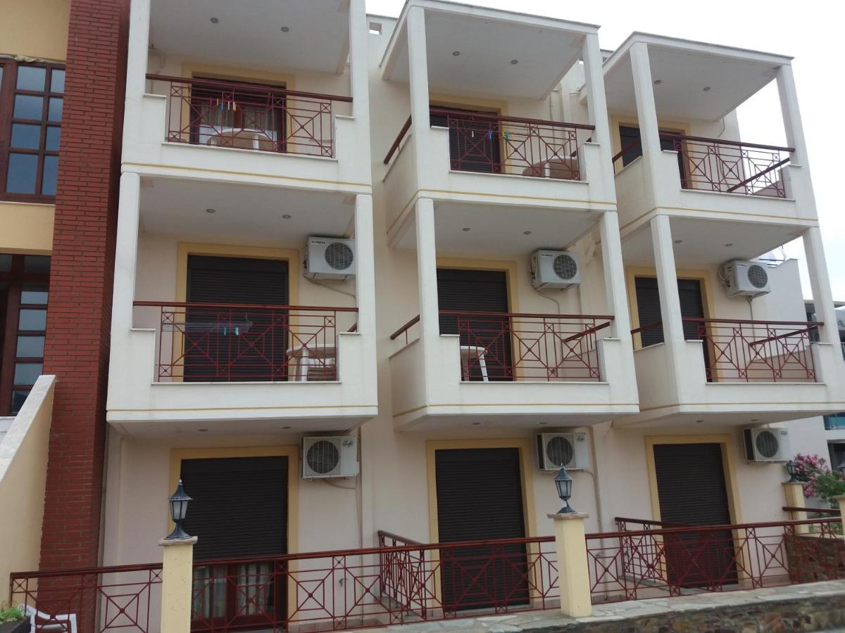 Hotel Kosmas ซาร์ตี ภายนอก รูปภาพ