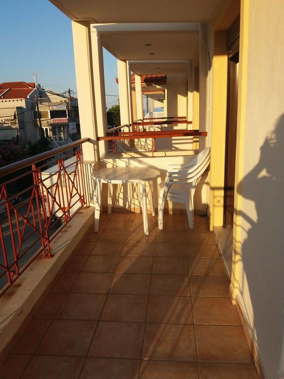 Hotel Kosmas ซาร์ตี ภายนอก รูปภาพ