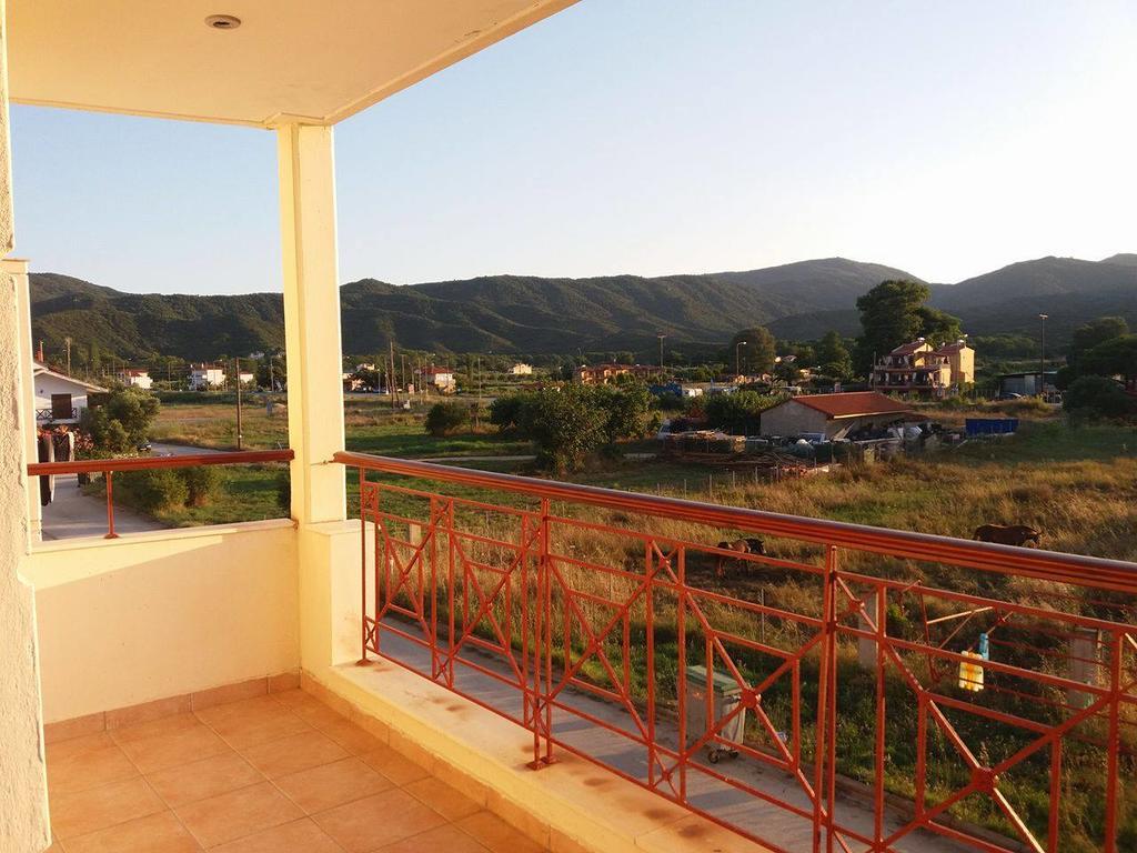 Hotel Kosmas ซาร์ตี ภายนอก รูปภาพ